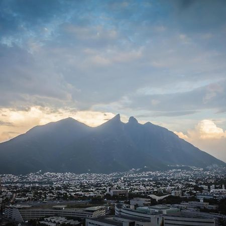 One Monterrey Tecnologico Hotel Kültér fotó