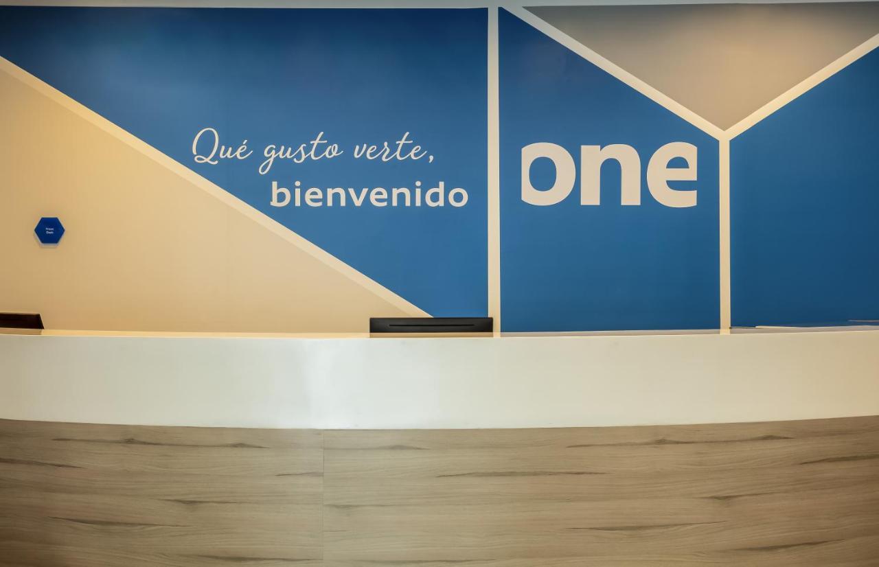 One Monterrey Tecnologico Hotel Kültér fotó