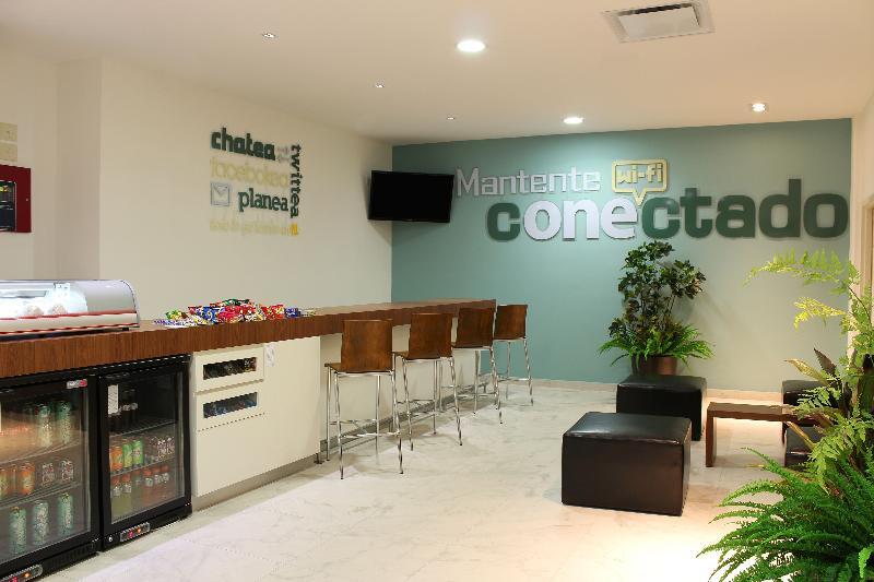 One Monterrey Tecnologico Hotel Kültér fotó